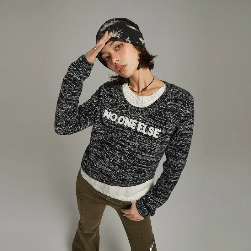 Minimal Classic Logo Color Combination Layered Knit Sweater