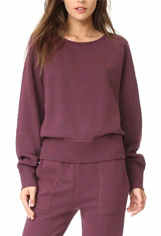 Fashion Must-have Classic Fit Pullover Sweater In Port