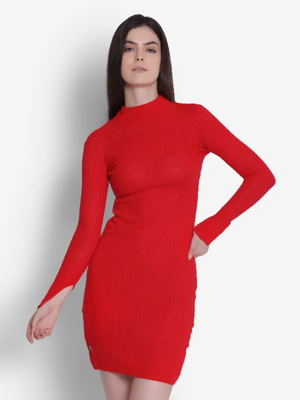 Sporty Elegance JUMP USA Women Red Turtle Neck Sweaters