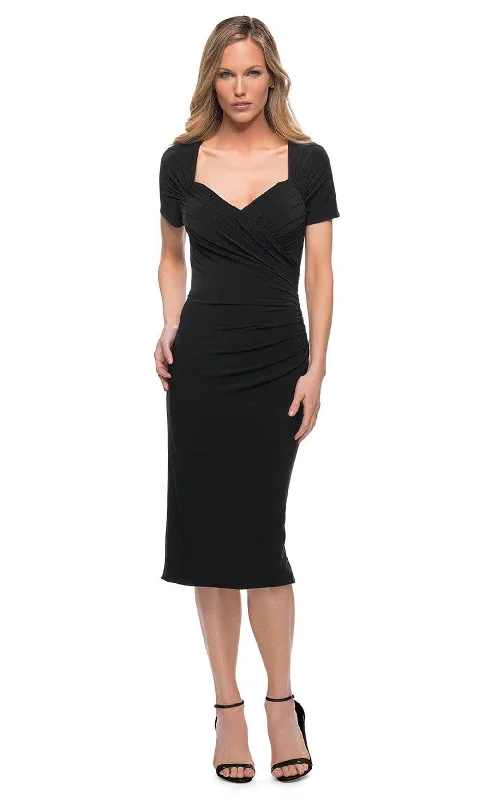 Easy Fashion La Femme - 29510 Ruched Knee-Length Dress