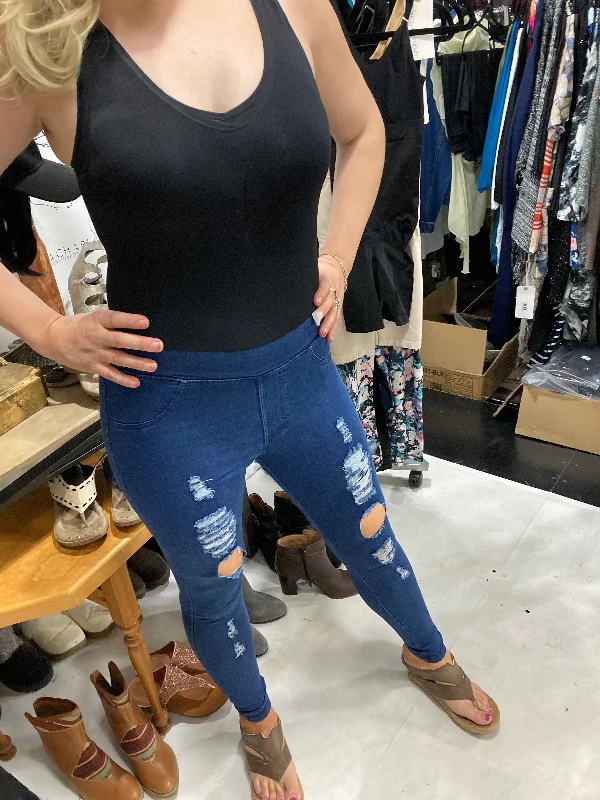 European And American Style Total Stuck On You Ripped Jean