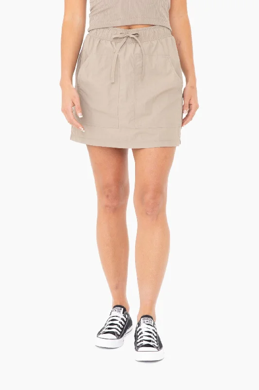 Knowledge And Elegance "Midnight Dream" Nylon Active Skort