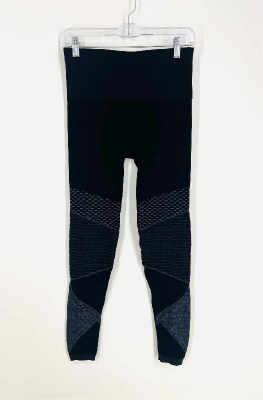 Windbreaker fashion Spanx Size M Navy Blocked Ribbed Activewear Leggings