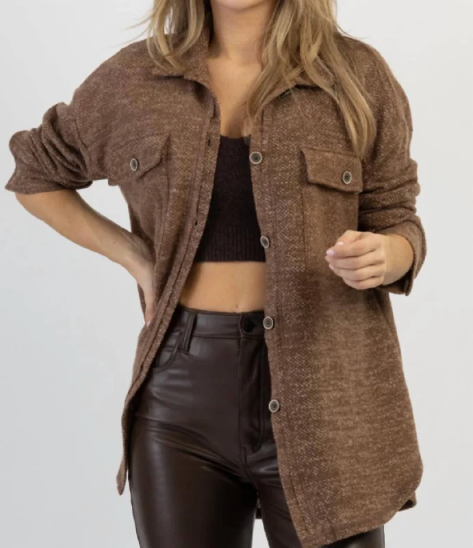 Cozy Fashions Woodstock Relaxed Shirt Jacket In Cocoa