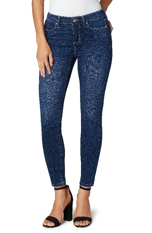 Comfortable Tops Abby Ankle Skinny 28in