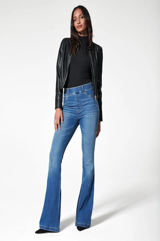 Light Dressing Spanx Flare Jeans