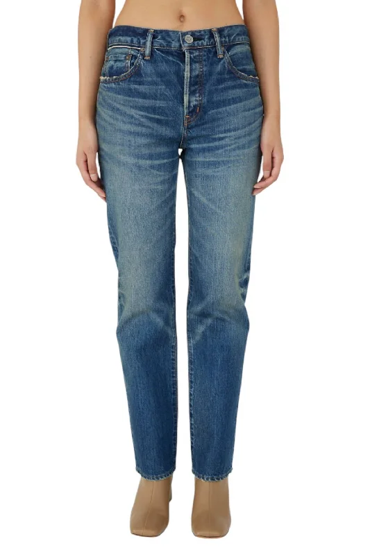 Bright Colors Walnut Straight Jeans In Dark Blue