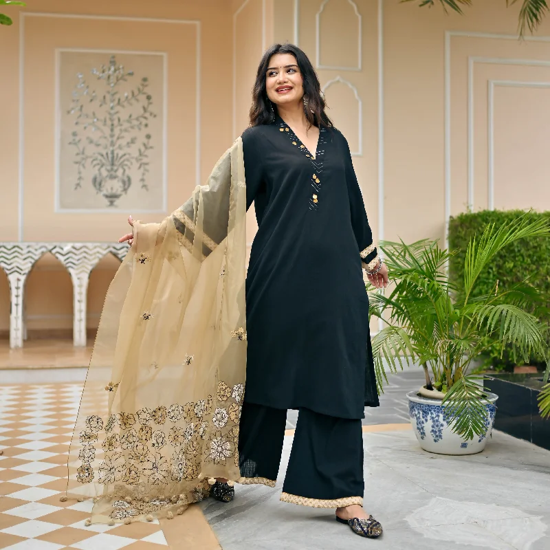 Trendy Looks Bunaai Midnight Suit & Embroidered Dupatta