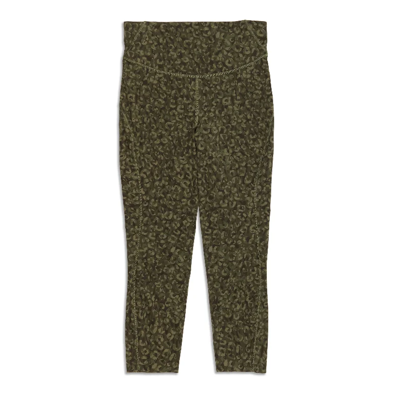 Weekend Comfort Wear Base Pace High-Rise Crop - Resale
