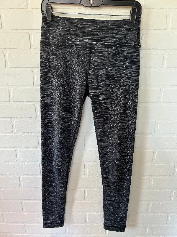 Short Design Black & Grey Athletic Leggings 90 Degrees By Reflex, Size 4