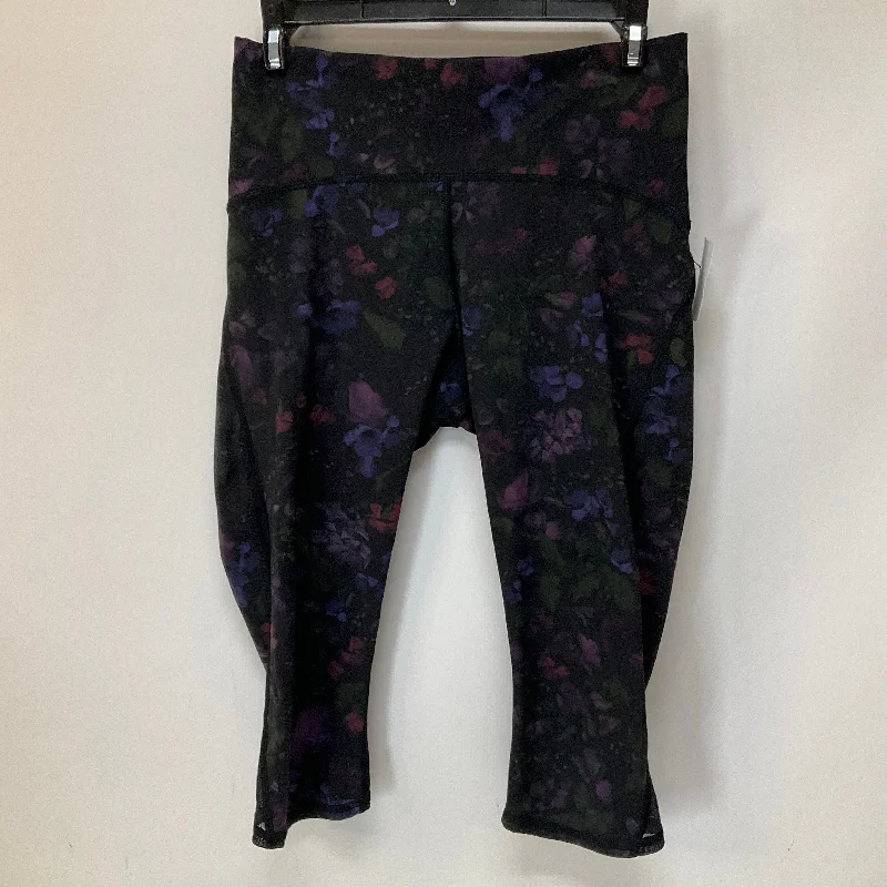 Trendy Looks Purple Athletic Leggings Capris Lululemon, Size 8