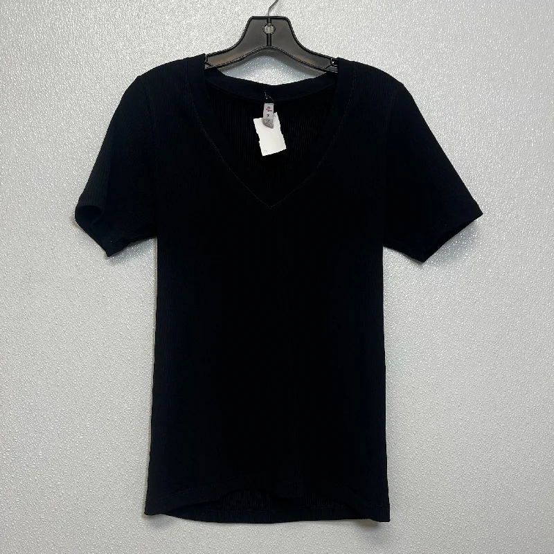 Unique Design Athletic Top Short Sleeve By Athleta In Black, Size: M