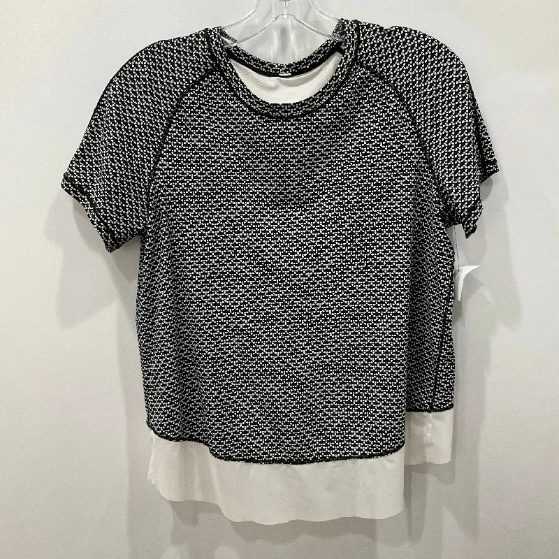 Relaxed Tops Athletic Top Short Sleeve By Lululemon In Black & White, Size: 4