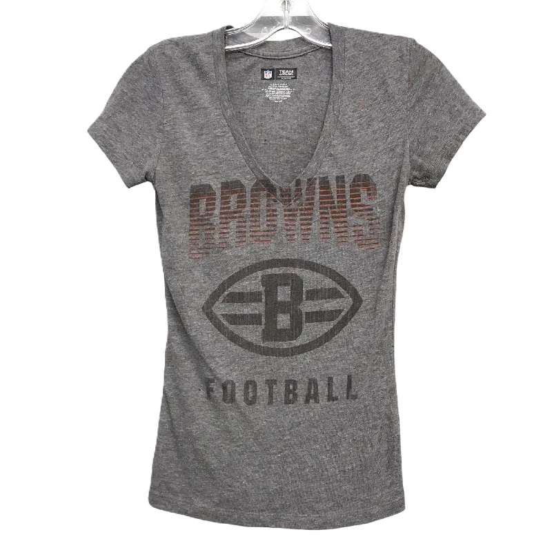 Simple Elegance Athletic Top Short Sleeve By Nfl In Grey, Size: S
