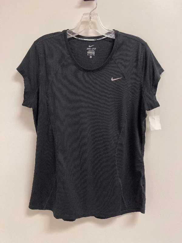 Timeless Outfits Athletic Top Short Sleeve By Nike Apparel In Black, Size: Xl