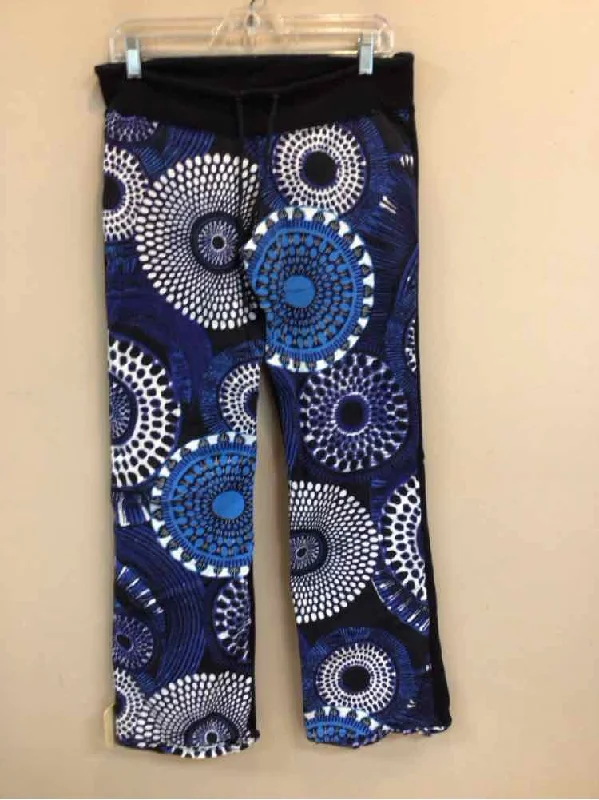 Comfortable And Casual NILLA SHIELDS SIZE SMALL Ladies PANTS