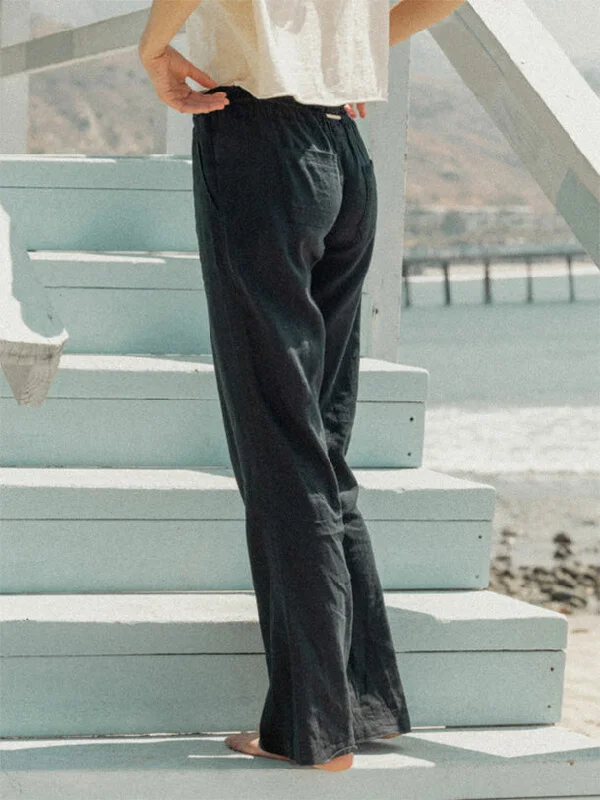 Elegant And Casual Oceanside Flared Pants