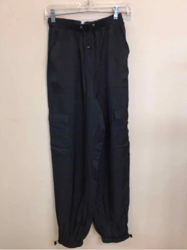 New Season Series SHOWPO SIZE 4 Ladies PANTS