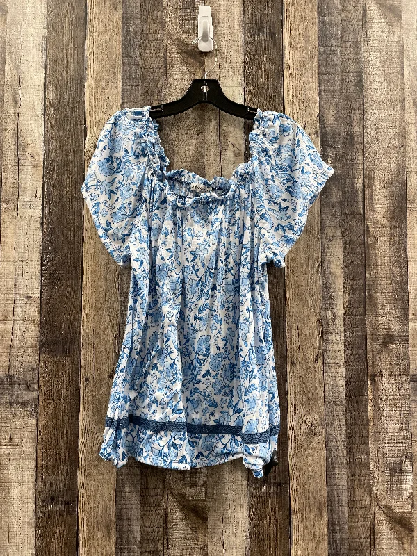 Multifunctional Style Top Short Sleeve By Absolutely Famous In Blue, Size: 2x