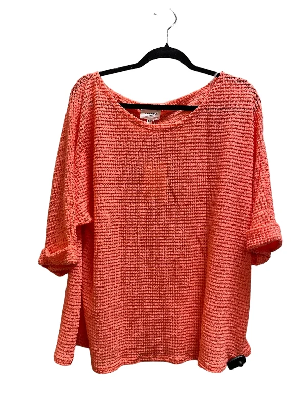 Comfortable down Top Short Sleeve By Andree By Unit In Coral, Size: 1x