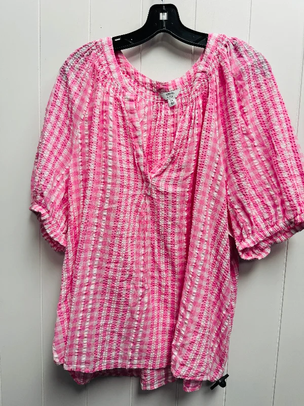 Classic Top Short Sleeve By Crown And Ivy In Pink, Size: 3x