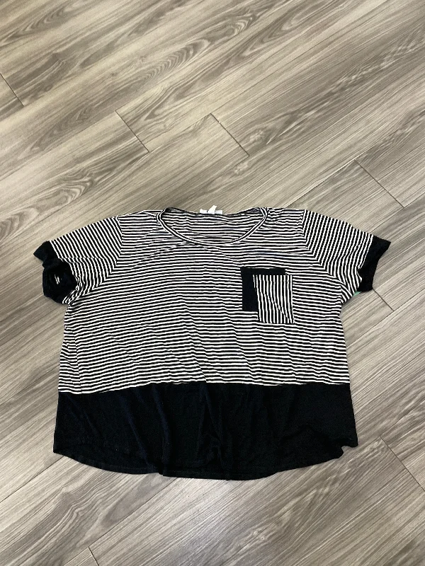 Basic Version Top Short Sleeve By Moa Moa In Striped Pattern, Size: 3x