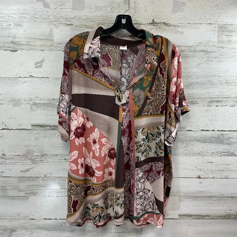 Printed Patterns Top Short Sleeve By Sew In Love In Brown, Size: 3x