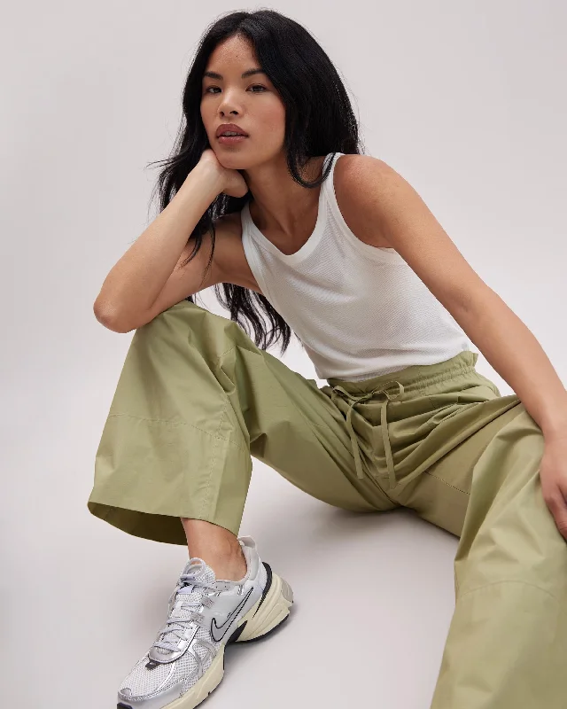 Chic Outfits Women's Weekend Poplin Pant