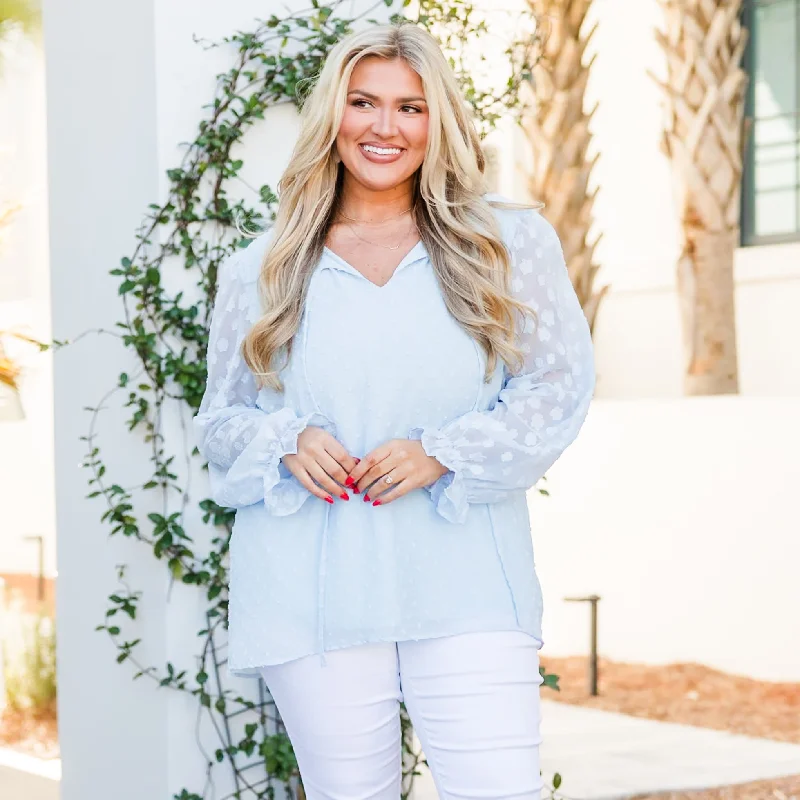 Stunning Fashion Bluebirds Fly Top, Pale Blue