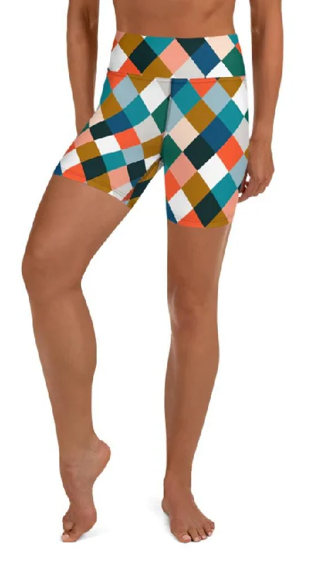 Effortless Comfort Colorful Rhombus Pattern Yoga Shorts