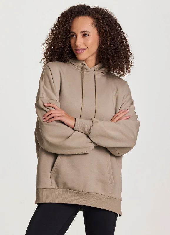 Sporty Elegance Everyday Go-To Oversized Fleece Hoodie