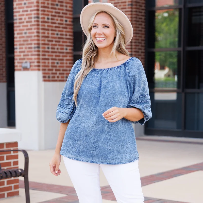 All-Day Comfort I Bring The Fire Top, Dark Wash