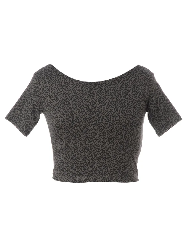 Soft Style Leopard Print Label Low Back Crop Top