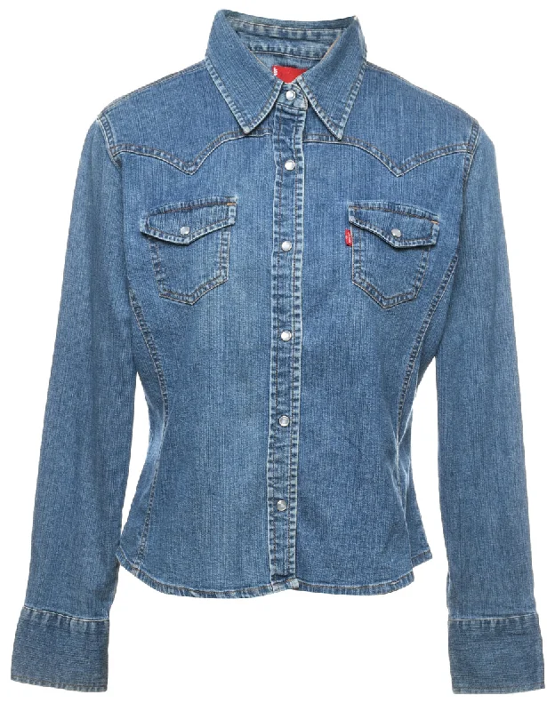 Comfortable And Casual Levi's Denim Shirt - M