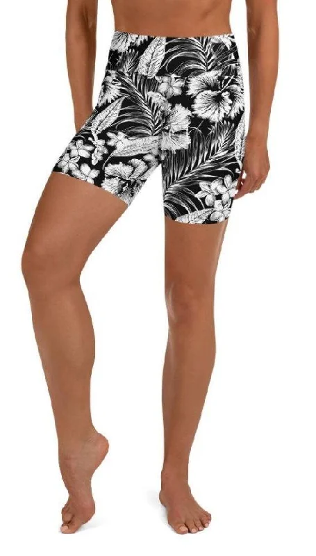Relaxed Clothing Monochrome Floral Yoga Shorts