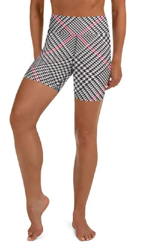 Warm Atmosphere Red Houndstooth Plaid Yoga Shorts