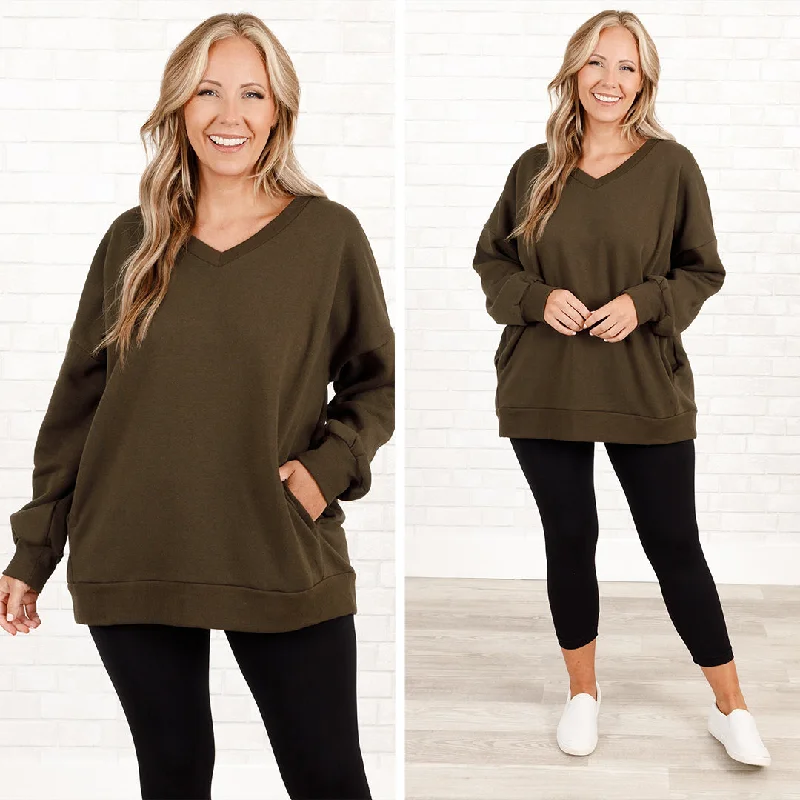 Trendy Traveler Very Special Sweatshirt, Dark Olive